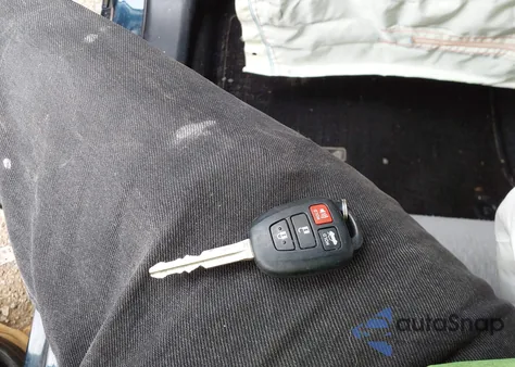 2017 Toyota Corolla Le z USA, uszkodzony, nr VIN 2T1BURHE8HC869691